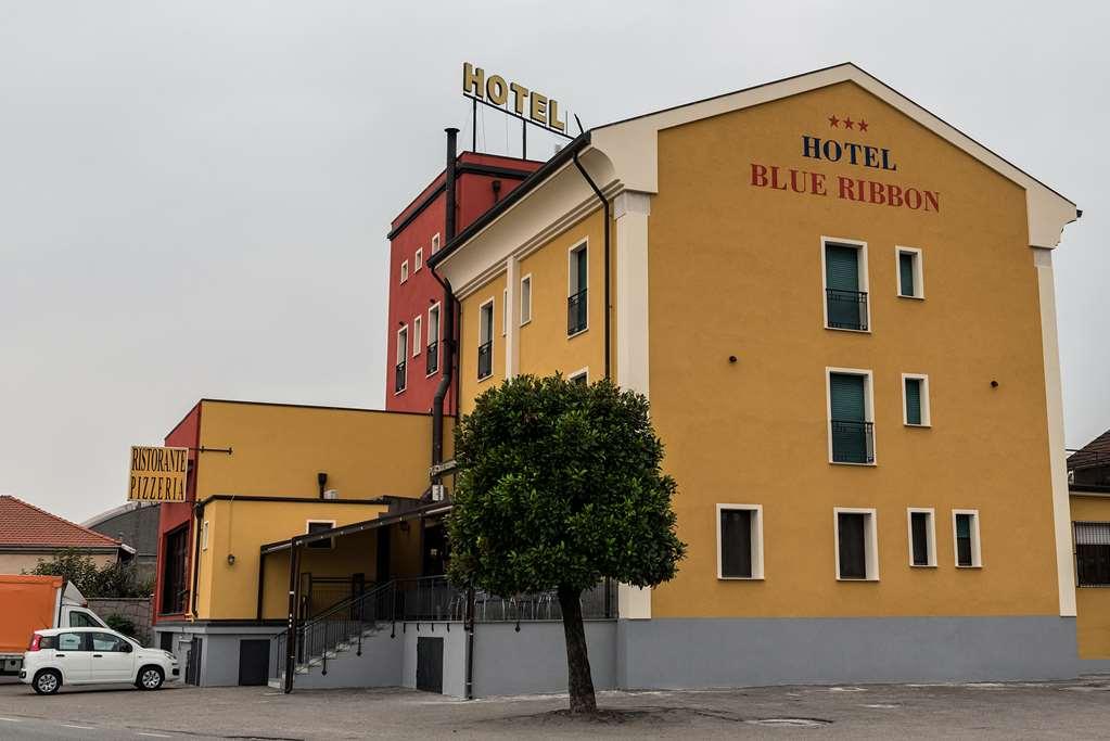 Hotel Blue Ribbon Vercelli Ngoại thất bức ảnh